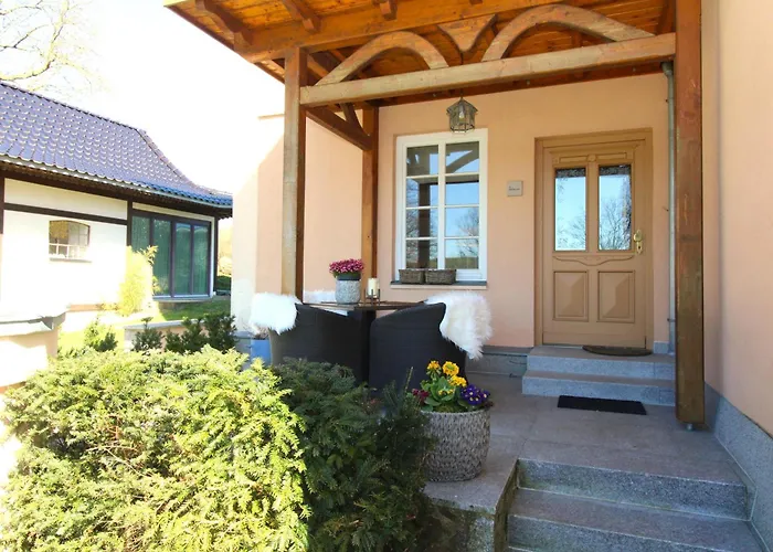 Gutshof Dornbusch 1 - Am Brunnen Apartment Kröpelin