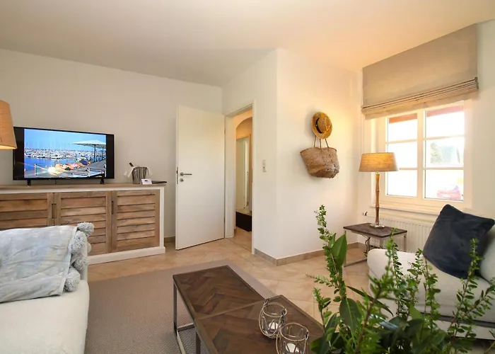 Gutshof Dornbusch 1 - Am Brunnen Apartment